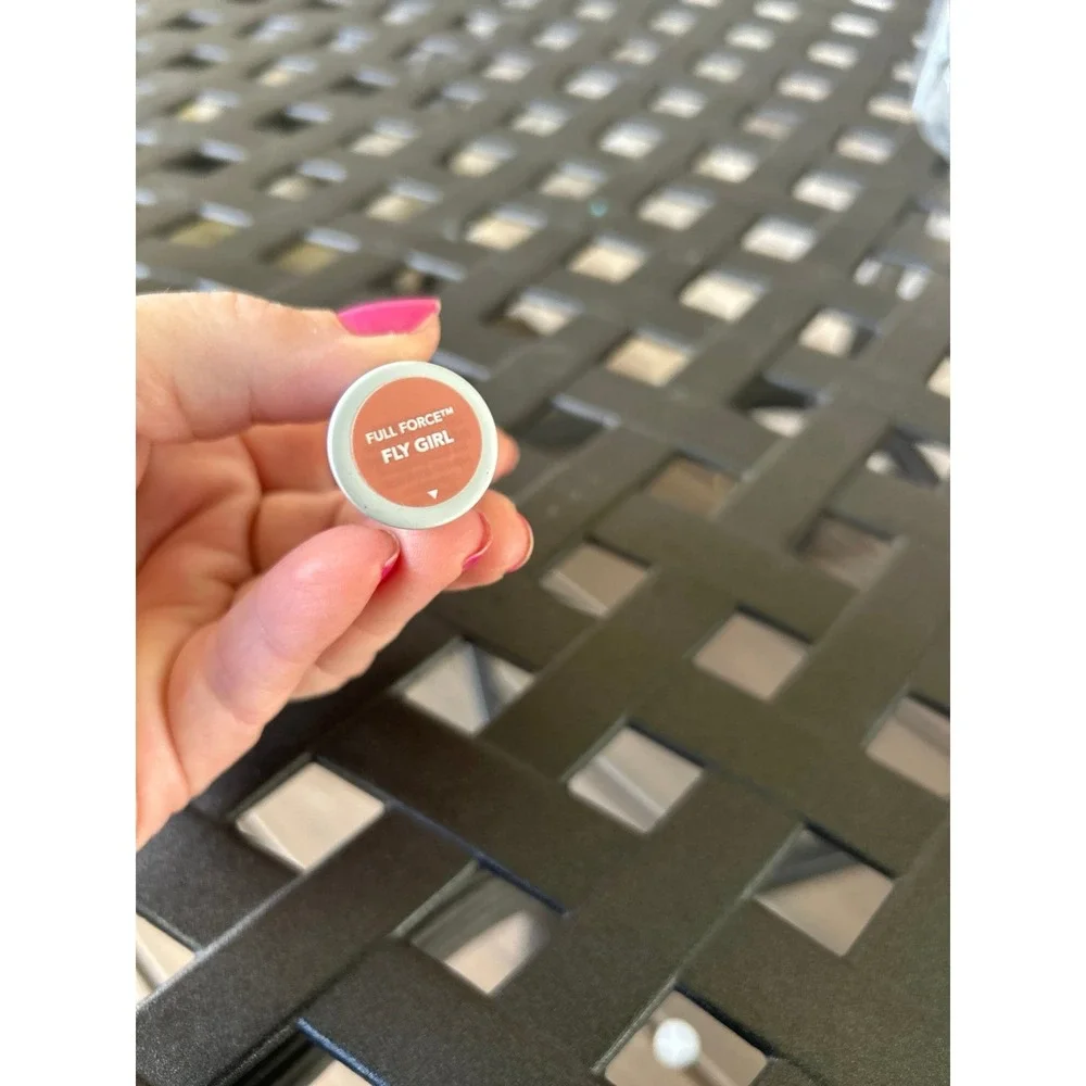 Buxom full force fly girl neutral lipstick‎ new